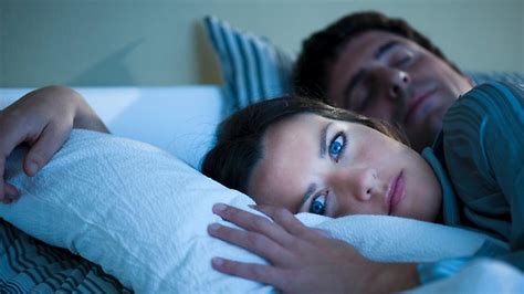 duke university scientists find women need more sleep than men