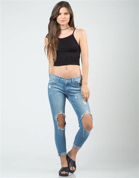 light washed cropped skinny jeans ave