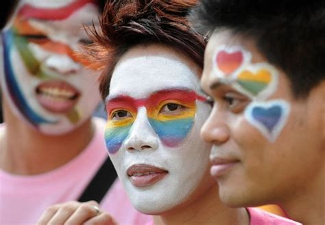 filipino gays and day in pictures 6 28 11 sun sentinel picture