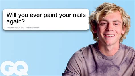 Ross Lynch Replies To Fans On The Internet Actually Me Gq Youtube