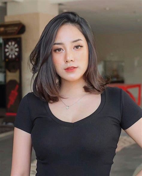 Cute Indonesia Girls Mode Goddess In Sexy