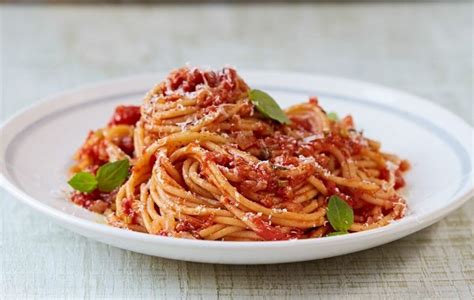 jamie oliver easy spaghetti bolognese tanya tanya