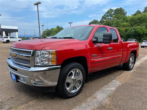 pre owned  chevrolet silverado  wd ext cab  lt extended cab pickup  carthage