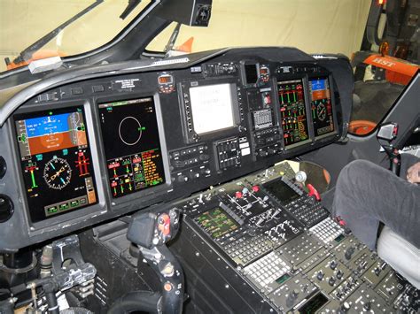 Aw 139 Helicópter Cockpit
