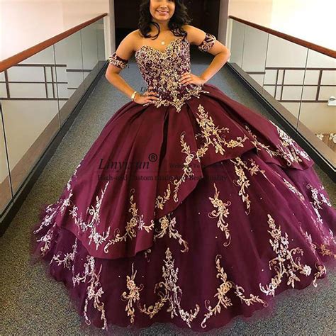 Burgundy Ball Gown Quinceanera Dresses 2022 Sweetheart Appliques Gold