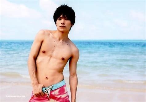 official photo male actor ren ozawa horizontal upper body ren
