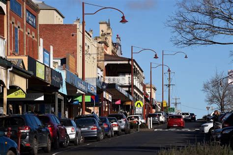 daylesford businesses experience massive visitor influx queens