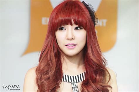 Entertainment Booth Taetiseo Tts Snsd Tiffany Hd Photos