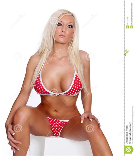 mooie sexy curvy jonge vrouw stock afbeelding afbeelding bestaande
