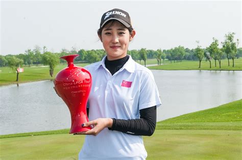 amateur teen titan liu upstages pro rivals asian golf industry federation