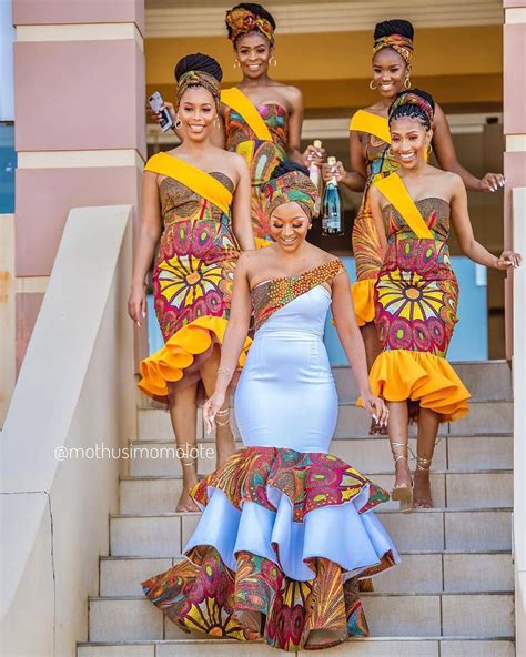Fabulous African Traditional Bridesmaid Wedding Train👰 👸 In 2020