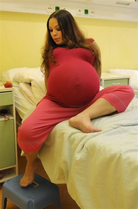 248 best images about pregnant women on pinterest maternity fashion pregnant with twins and