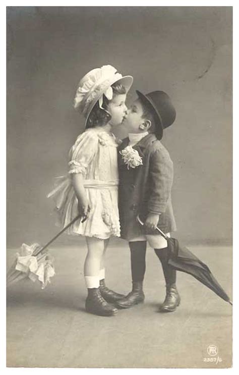 vintage kissing mature lesbian