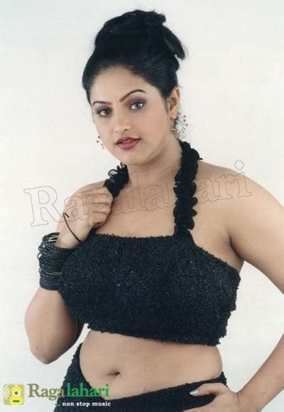 Hot Elements Actress Raasi Mantra Photo