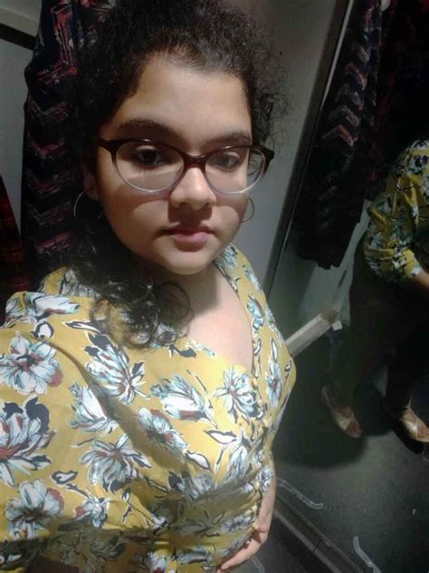 Desi Horny Naughty Girl Big Boobs Selfie – Fav Bees