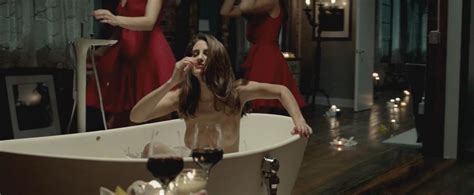 Naked Luisa Moraes In Solace