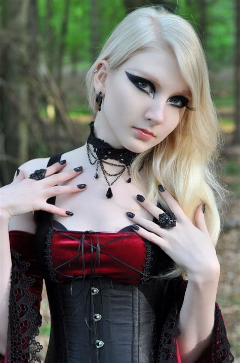 hot gothic google search maria pinterest gothic goth girls  black