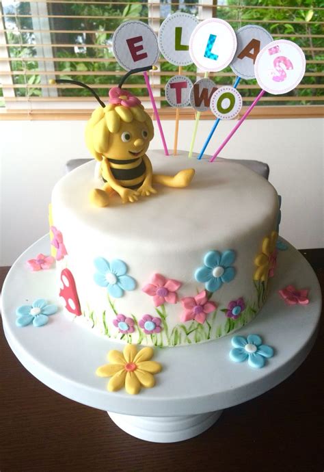 maya the bee cake cakes cakes and more cakes