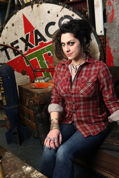 american pickers danielle colby shares rare pics with daughter memphis