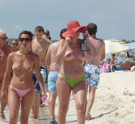 beach voyeur miky is back es tranc mallorca topless only september 2010 voyeur web