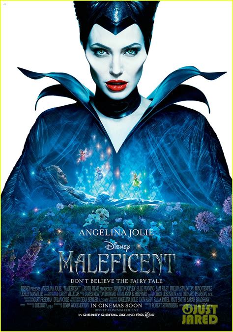 Angelina Jolie Spreads Her Wings For New Maleficent Poster Photo