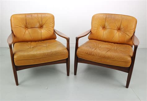 set   vintage cognac leather lounge chairs