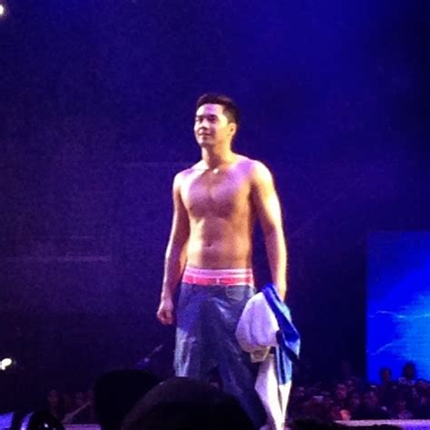Bench The Naked Truth Denim And Underwear Show Photos The Ultimate Fan