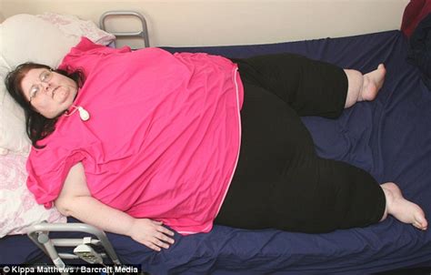 Britain S Fattest Woman Brenda Flanagan Davies Weighs 40stone Daily