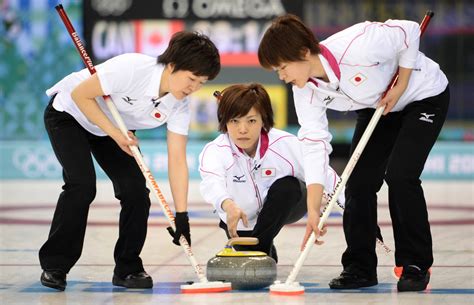 unbeaten canada hands japan fourth loss in women s curling the japan