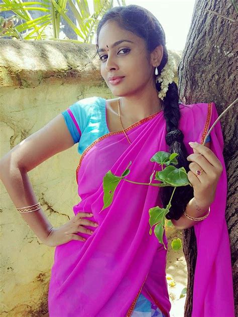 Pin By Aarokiaraja Aar On Nanditha Beautiful Photoshoot Actresses