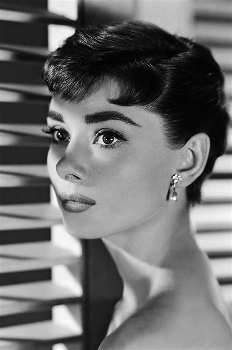 Sexy Match Audrey Hepburn L’élégance Naturelle