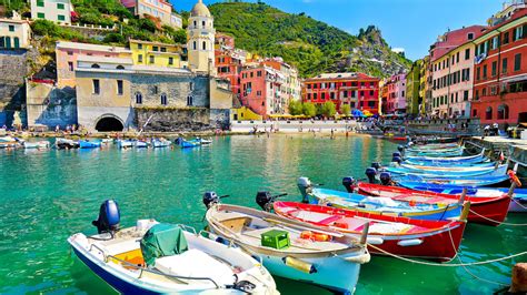 travel  italy country  open  tourists    world