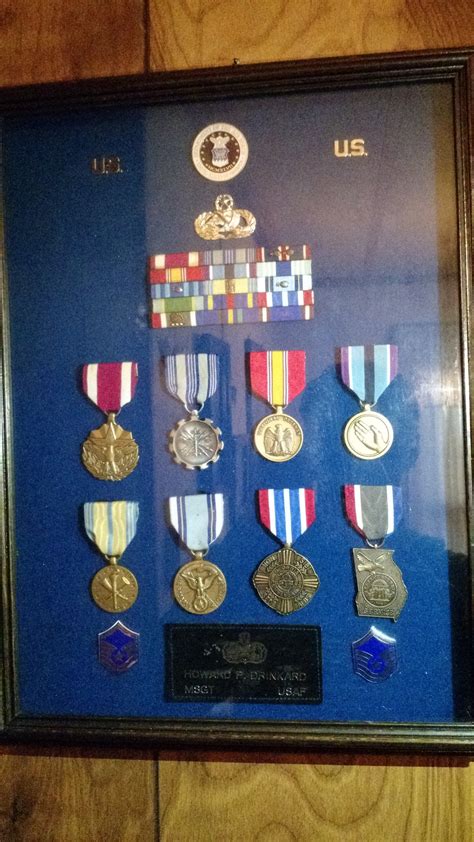 identify  medals  ribbons