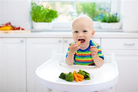 baby led weaning  spoon feeding  science