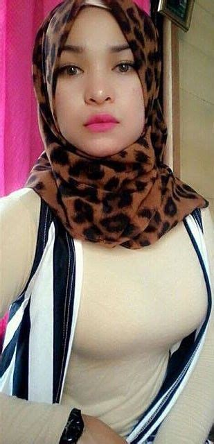 Pin Oleh Shafiq Nazmie Di Hijab Jilbab Cantik Gadis Cantik Kecantikan