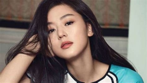 Jun Ji Hyun Under Criticism For Exaggerating Her Kindness