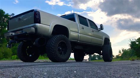 lifted duramax lly   straight pipe    tip turbo loud youtube