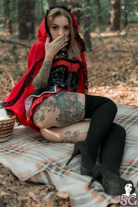 most beautiful women gothic fashion women tattoed girls