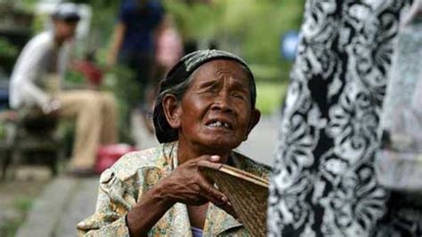 Potret Kemiskinan Di Indonesia Peerfear