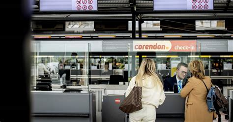 corendon verkoopt vanwege problemen schiphol  vliegvakanties vanaf duitse luchthavens