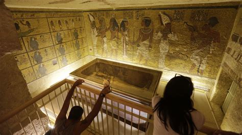 King Tut S Tomb May Have Hidden Spaces Containing Organic