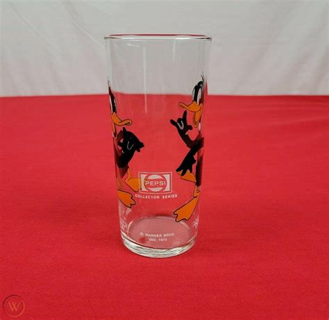 Daffy Duck Glass 1973 Pepsi Collector Series Warner Brothers Looney