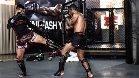 Utilizing The Inside Leg Kick In Muay Thai Evolve University Blog