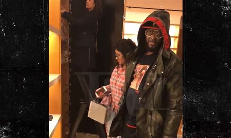 r kelly spotted in public with alleged sex slave joycelyn savage