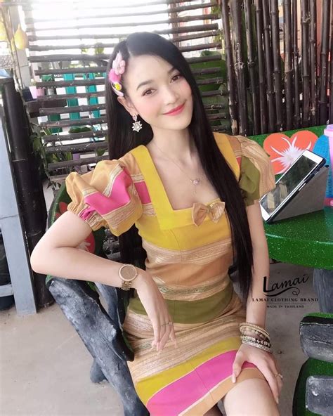 💗 งามแบบไทยๆ ก็อินเทรนได้ 💗 ผ้าไทย ละมัยแบรนด์ By ต้นไผ่ Facebook