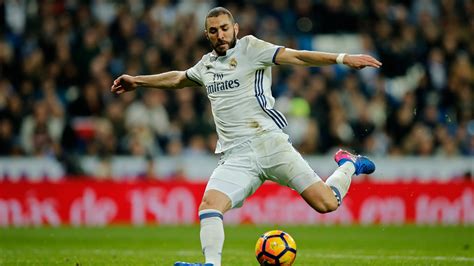 frances  striker karim benzema tired   unwanted