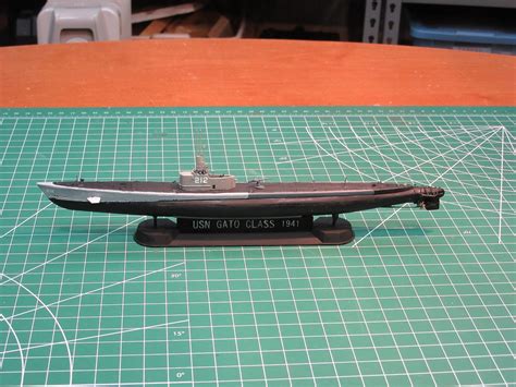 uss gato class submarine  plastic model submarine kit  scale  pictures