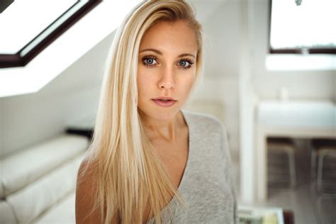 Women Blonde Blue Eyes Face Straight Hair Portrait