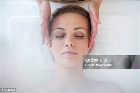 Massage Rooms Stock Fotos Und Bilder Getty Images