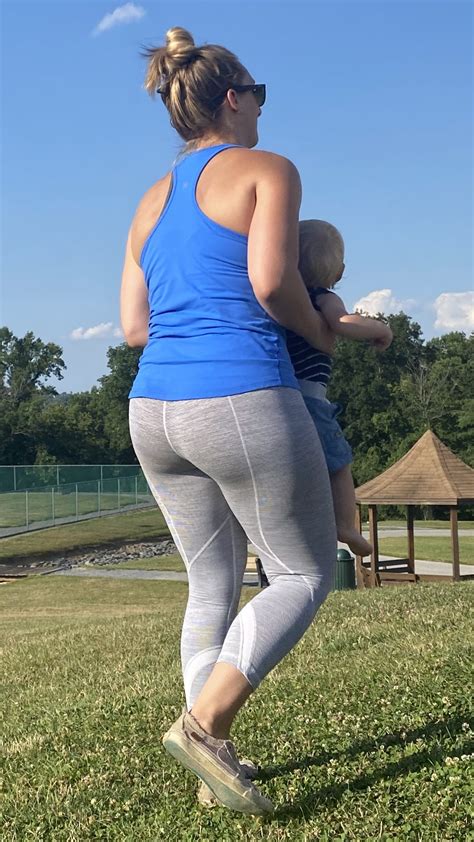 Sexy Sport Moms Spandex Leggings And Yoga Pants Forum